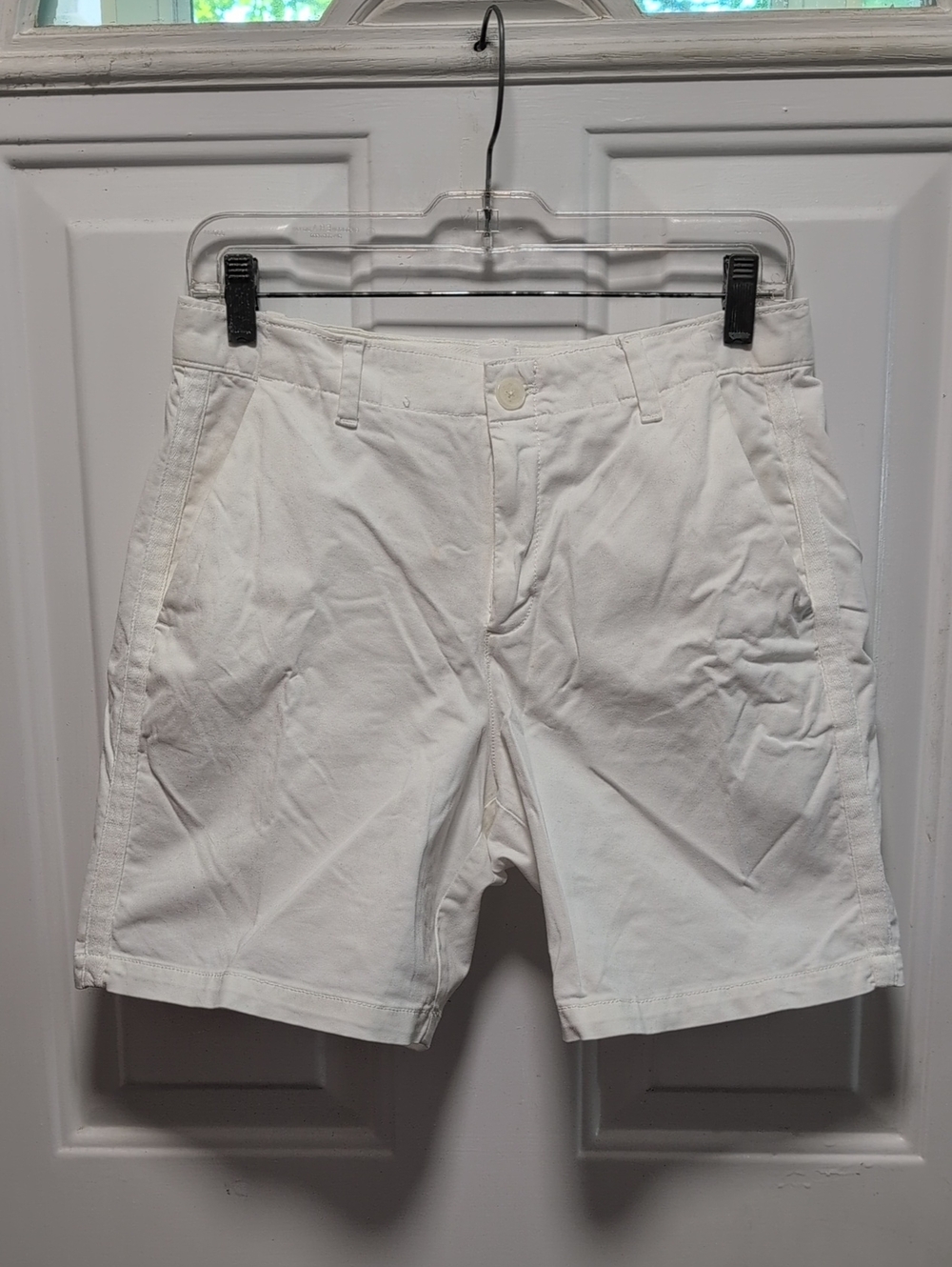 GAP Women’s White Bermuda Shorts